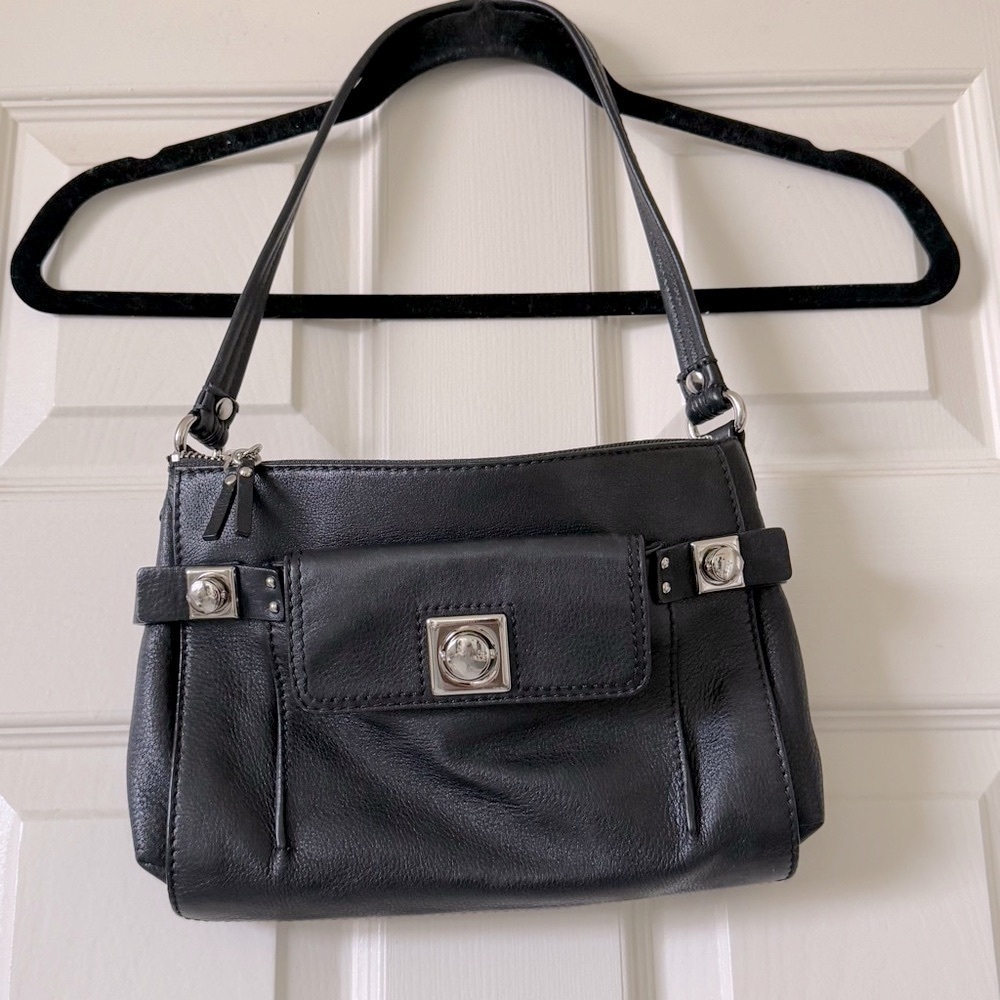 Banana Republic Shoulder Bag Pebble Leather Black Medium